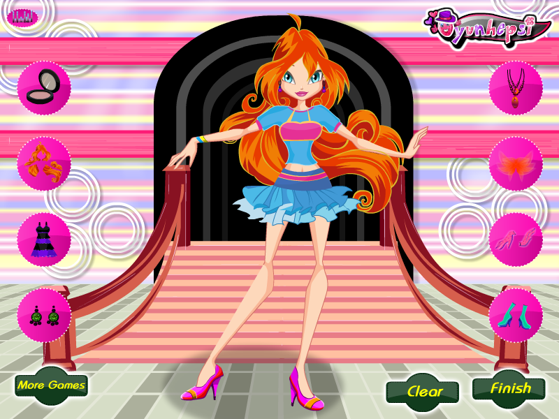 Winx Bloom Dress Up