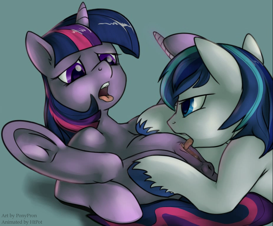 Shining Armor & Twilight Sparkle Lick Animation