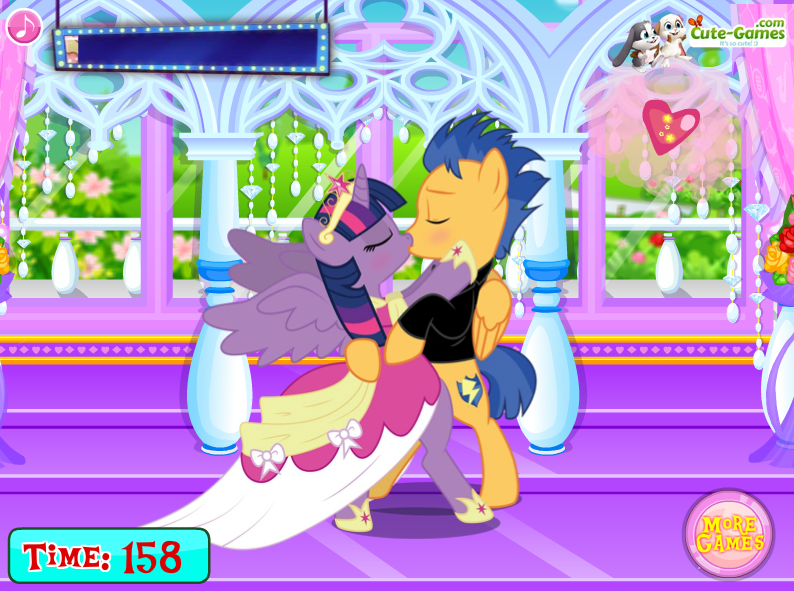 Twilight And Flash Kissing