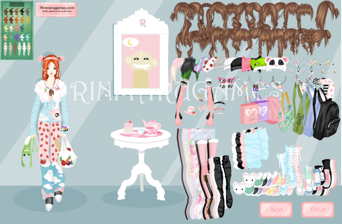 Mega Kawaii Dress Up Game