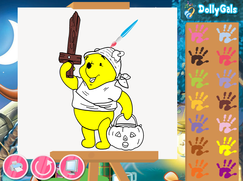 Halloween Winnie Coloring Fun