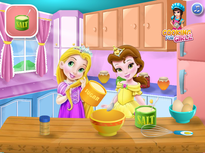 Baby Rapunzel & Baby Belle Cooking Pizza