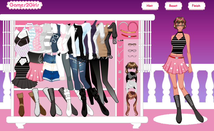 Chic Lady Dress Up Game