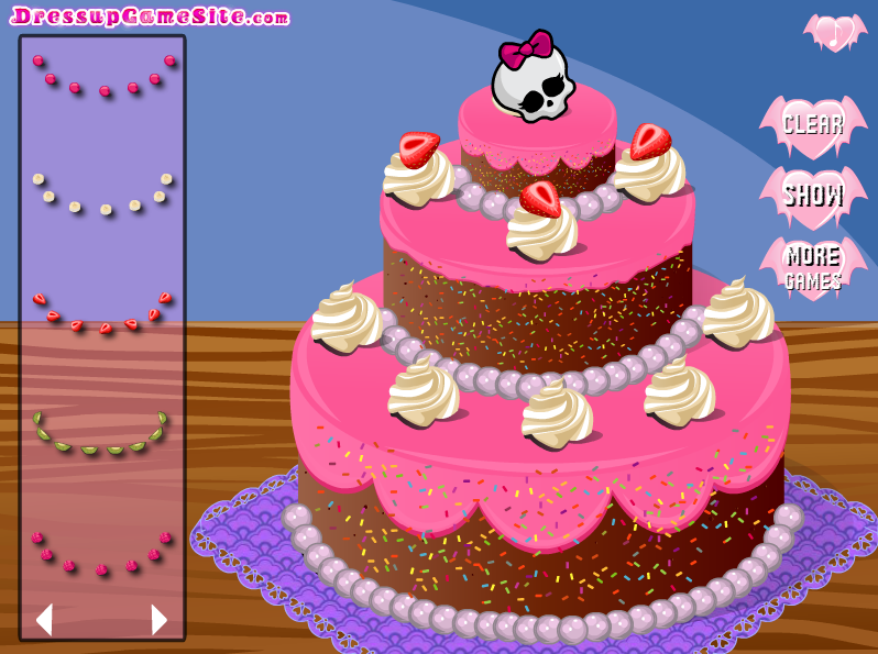 Draculaura's Birthday Cake