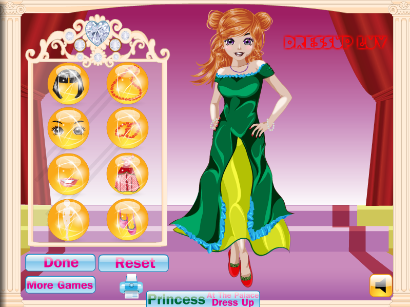 Princess At The Palace Dress Up