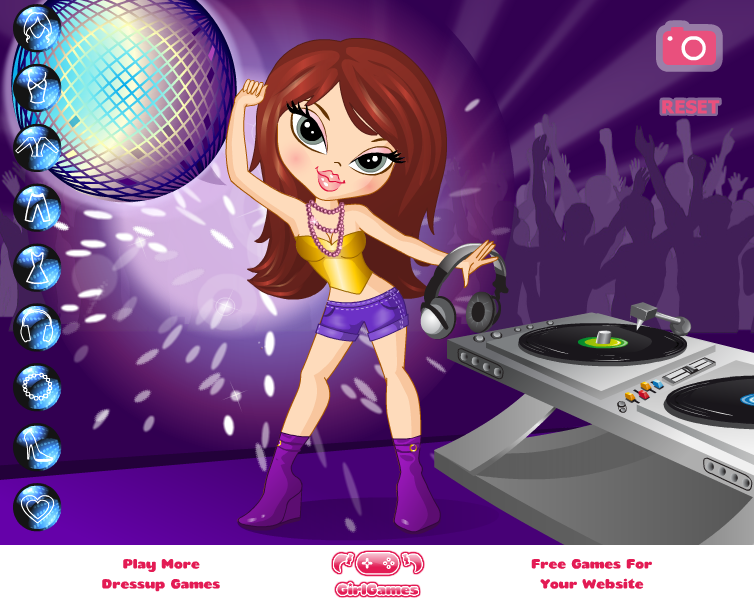 Ravin' DJ Girl