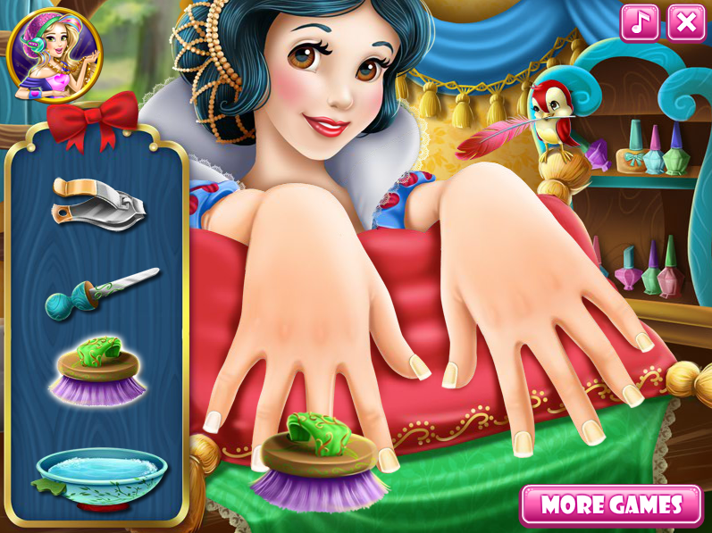 Snow White Nails