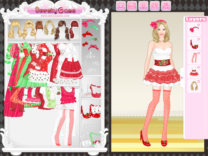 Strawberry Princess Dress Up Game