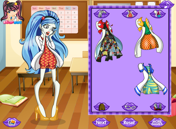 Monster High Mad Science Lab: Cleo and Gholia