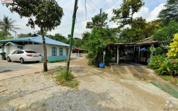 Kampong Buangkok - Intersection