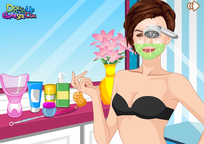 Famous Ariel Winter Facial