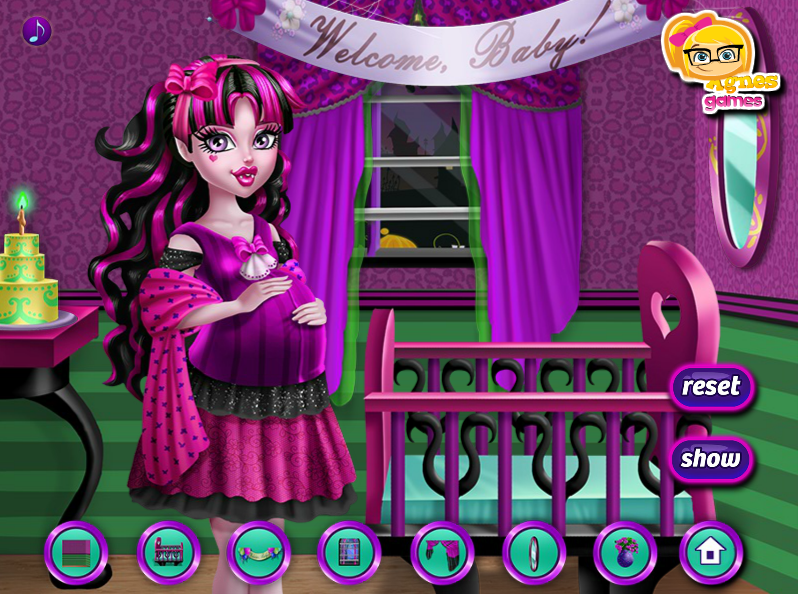 Pregnant Draculaura Maternity Deco