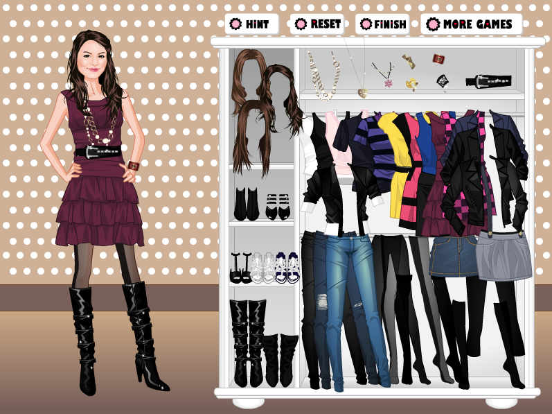 iCarly Dress Up Game