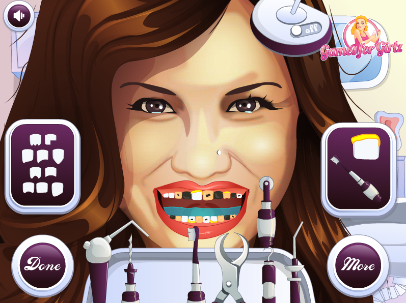 Demi Lovato Tooth Problems