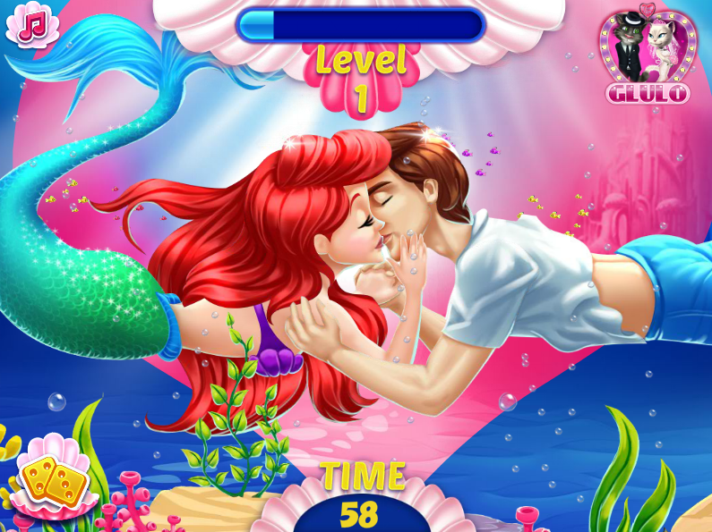 Ariel Prince Eric Kissing Underwater