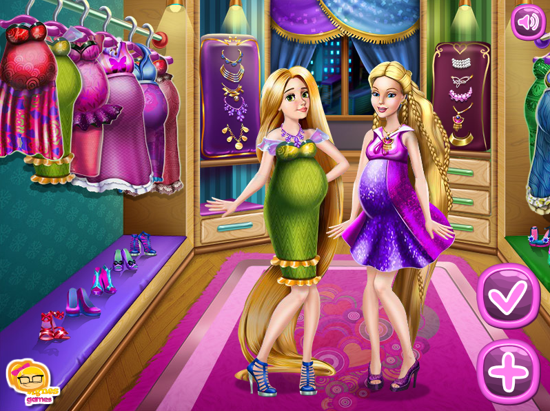 Ellie & Rapunzel Pregnant Wardrobe