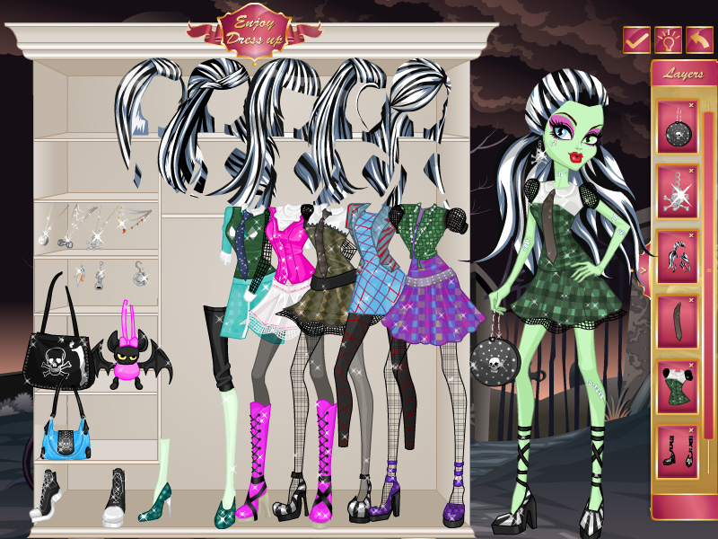 Одевалка с Фрэнки Штейн из Monster High